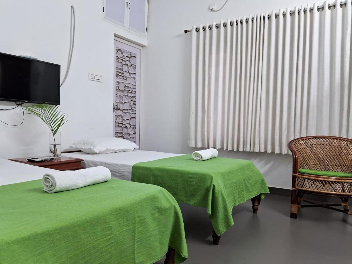 Mi Casa Tu Casa Homestay Kochi ภายนอก รูปภาพ