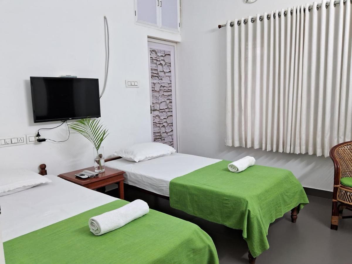 Mi Casa Tu Casa Homestay Kochi ภายนอก รูปภาพ
